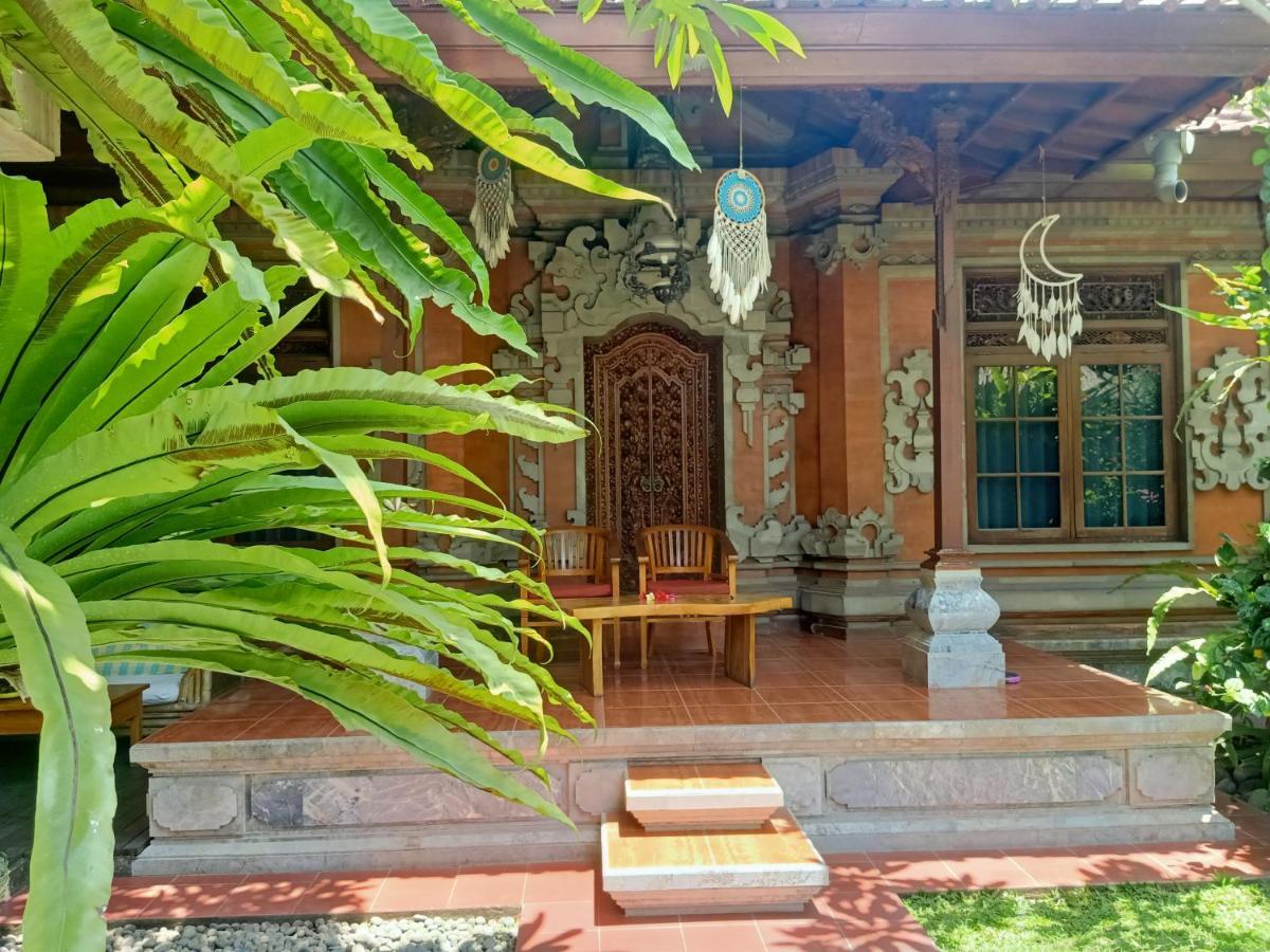 Ngetis Home Stay * Sanur (Bali)