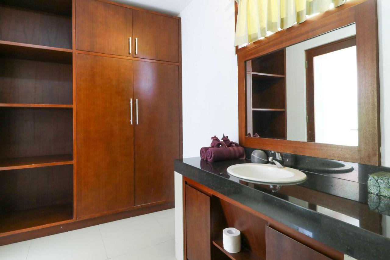 Villa Bali Beach Villas *