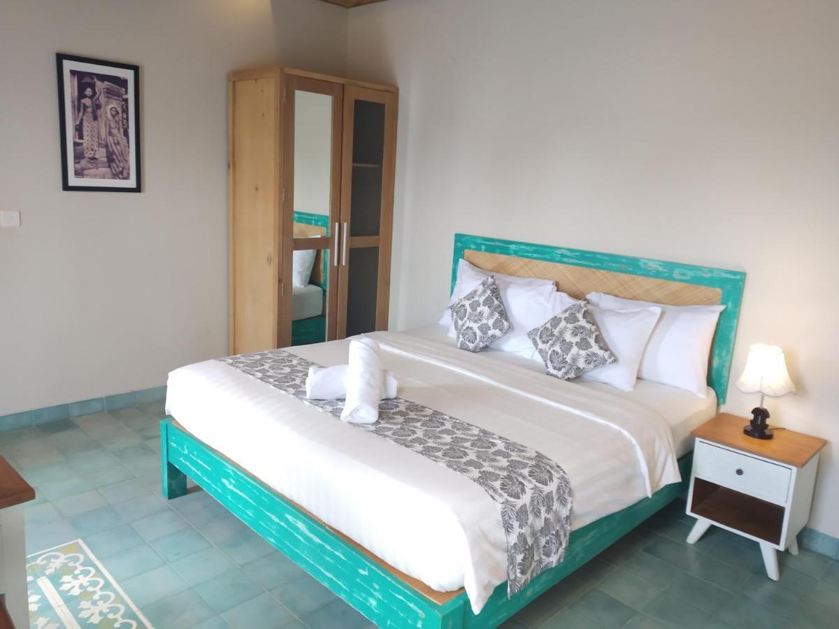 Jukung Dua Sanur (Bali)