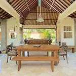 Tropical Oasis, Villa Mimba