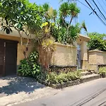 Villa Nesanur - Comfortable & Spacious Beachside Sanur