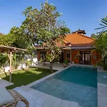 Cozy Up Villa Sanur