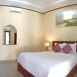 Manda Homestay