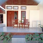 Manda Homestay