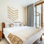 Villa Luna - Sanur, Bali 3 Bed Modern Private Villa With Swimming Pool