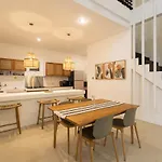 Beautiful Beach Side Villa Large Garden Parking