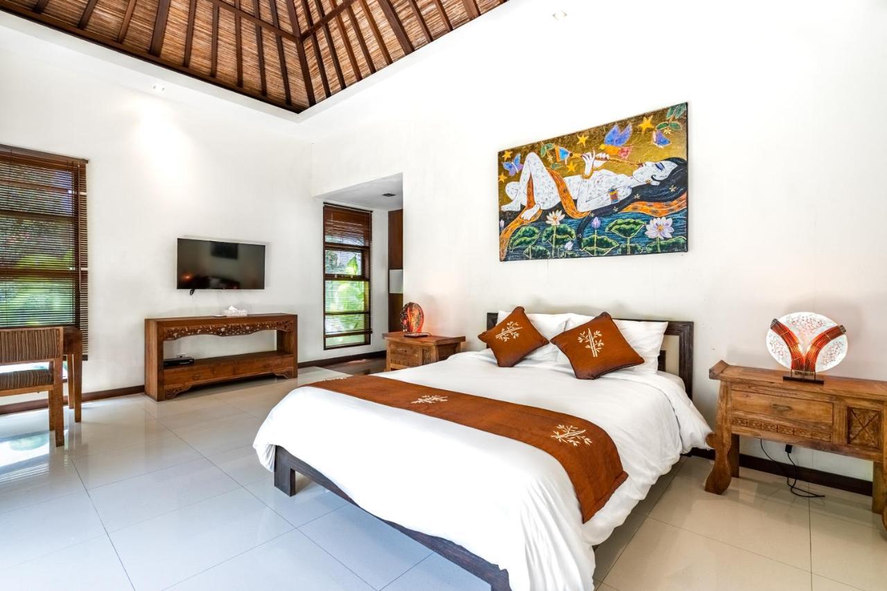 Anedda Merta Sari * Sanur