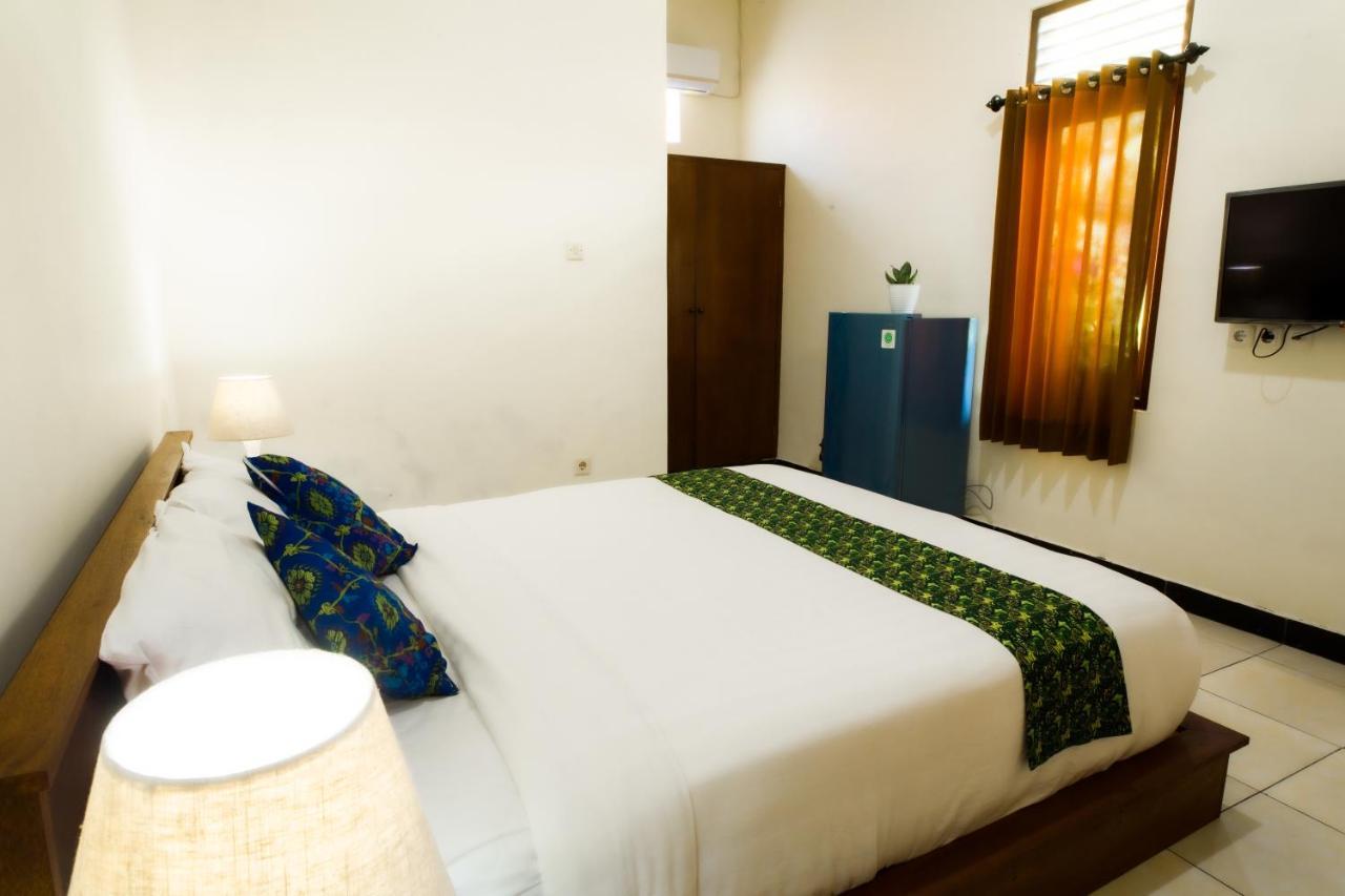 Manda Homestay