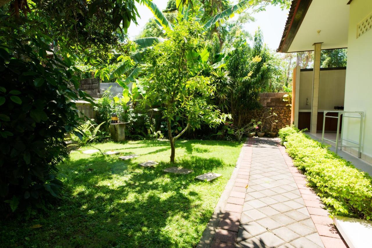 Manda Homestay