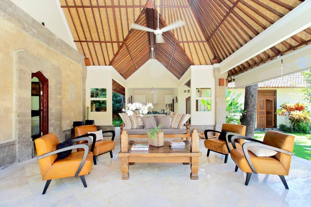 Tropical Oasis, Mimba * Sanur