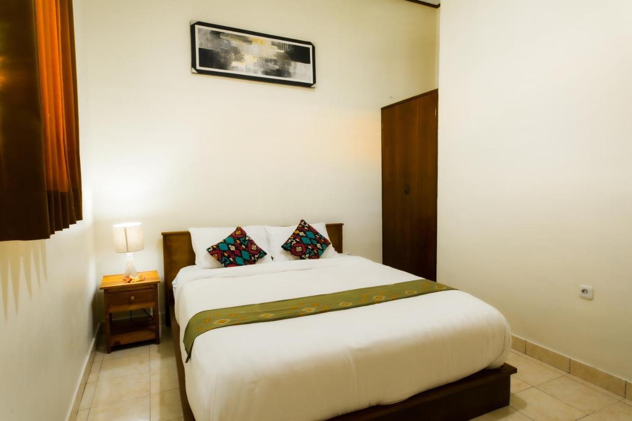 Manda Homestay