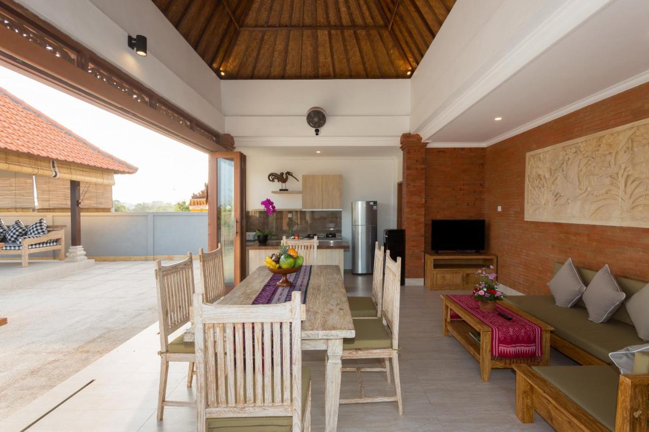 Sari Tagtag Bali