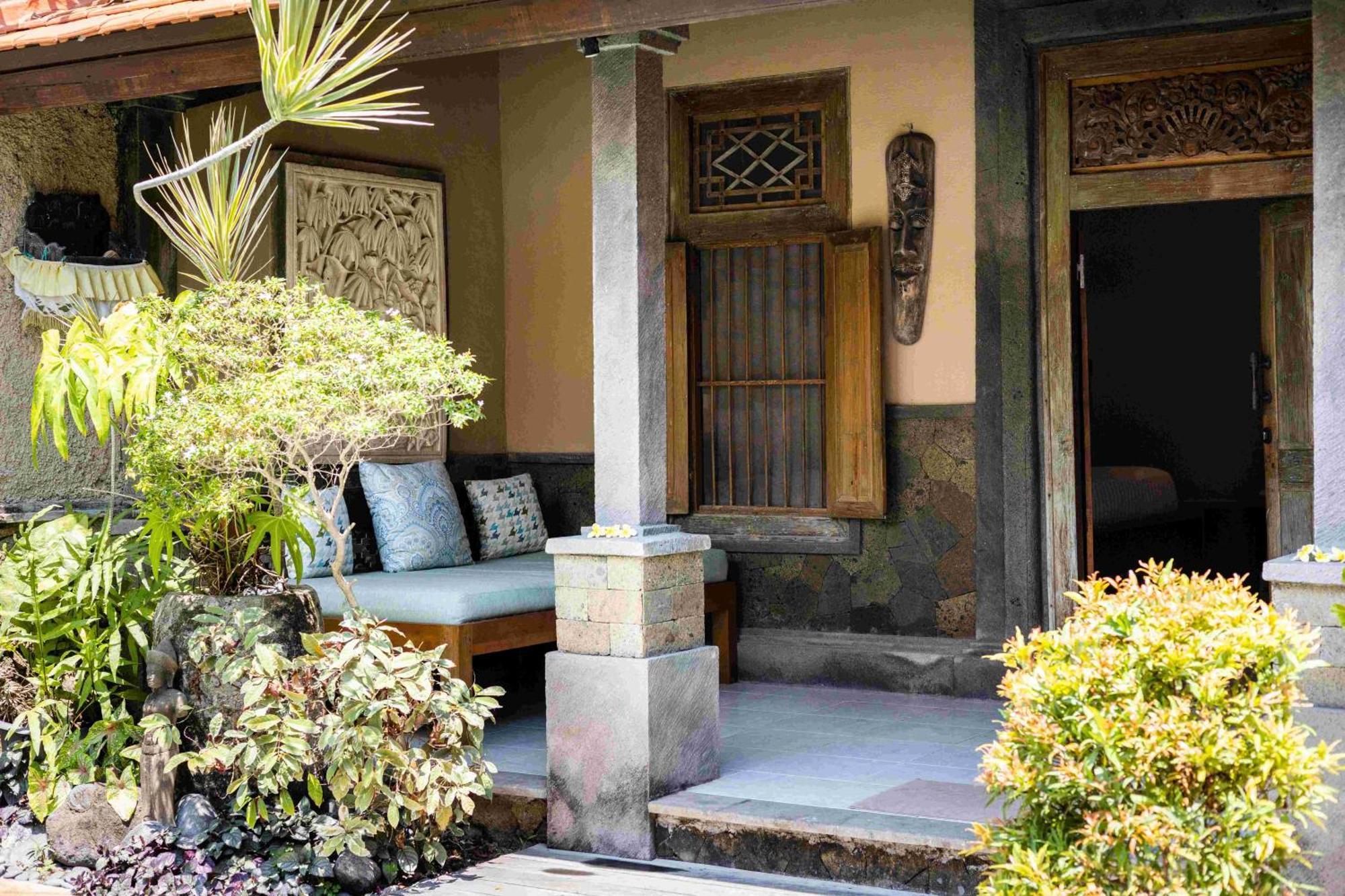 Nesanur - Comfortable & Spacious Beachside *