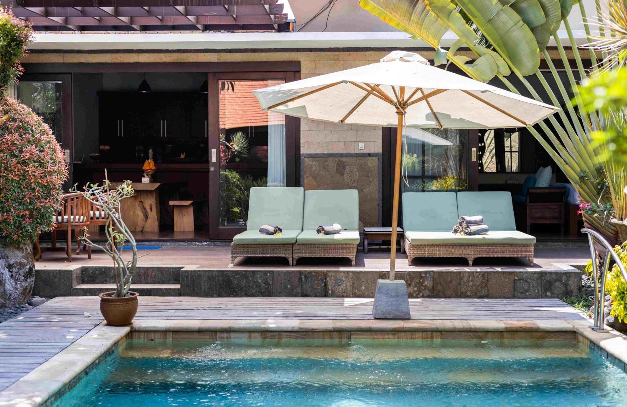Nesanur - Comfortable & Spacious Beachside Villa *