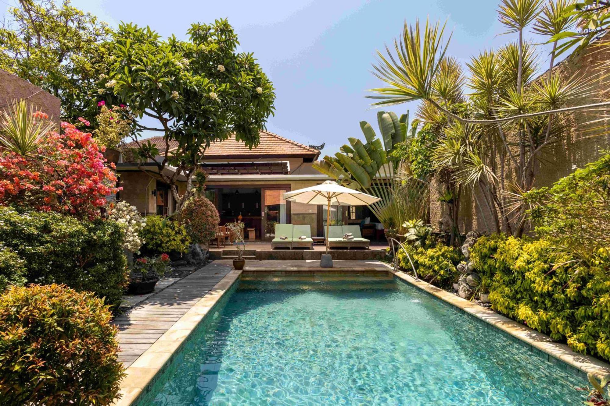 Villa Nesanur - Comfortable & Spacious Beachside Sanur (Bali)