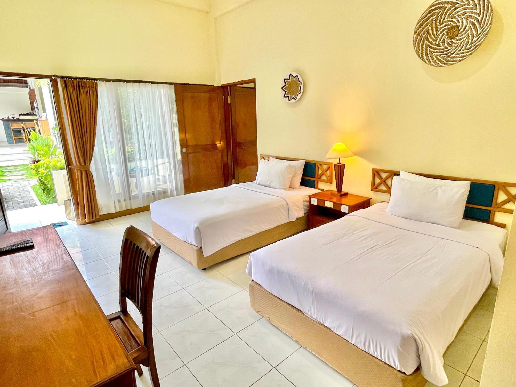 Marine Bay Hotel