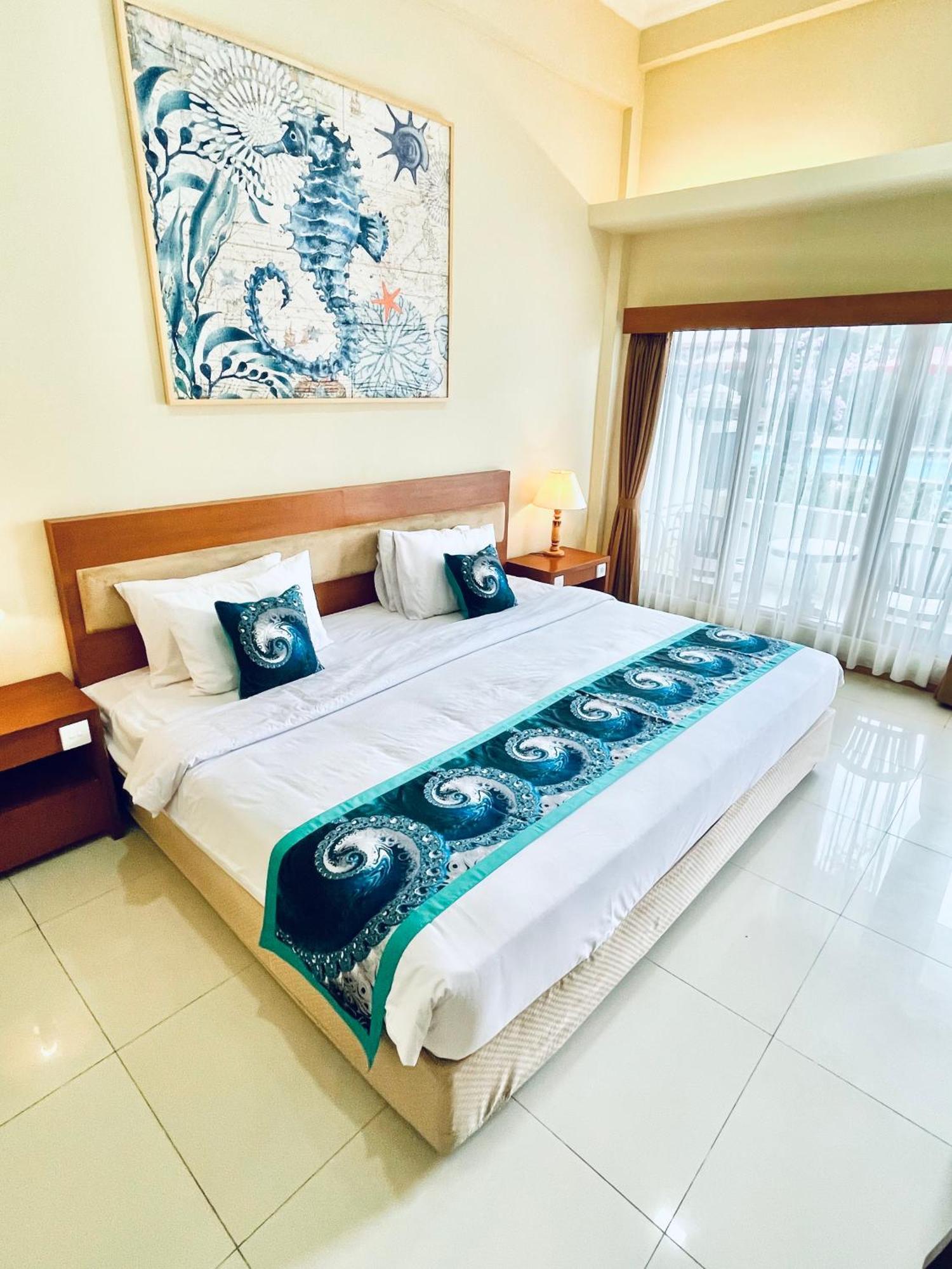 Marine Bay Hotel 4*