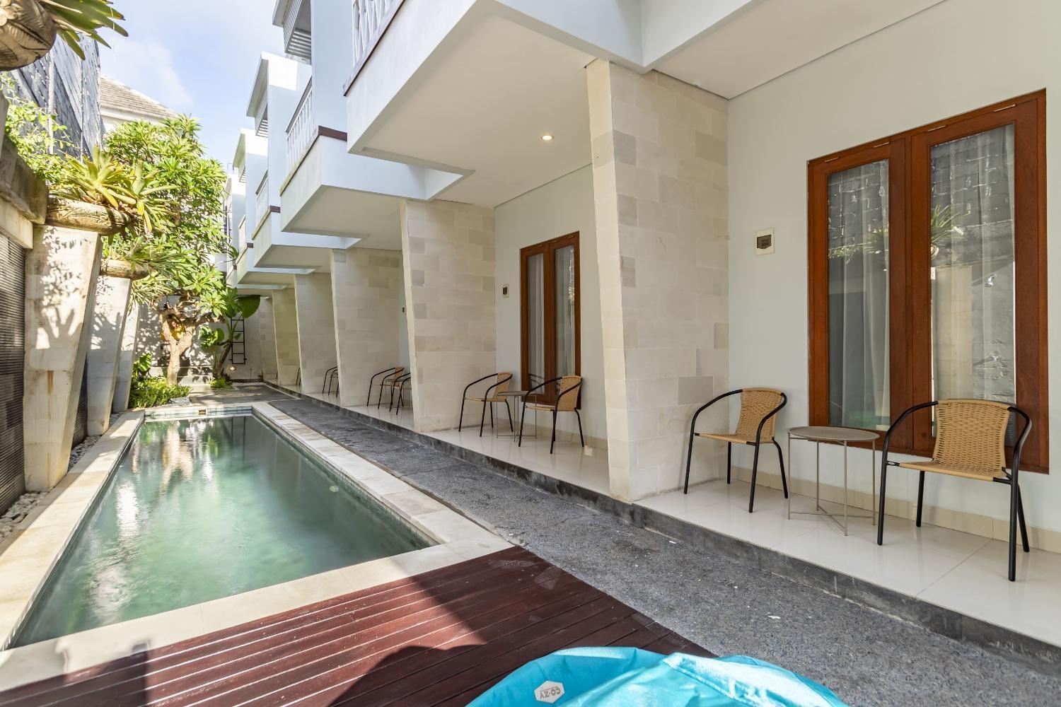 Cove Vin Aparthotel