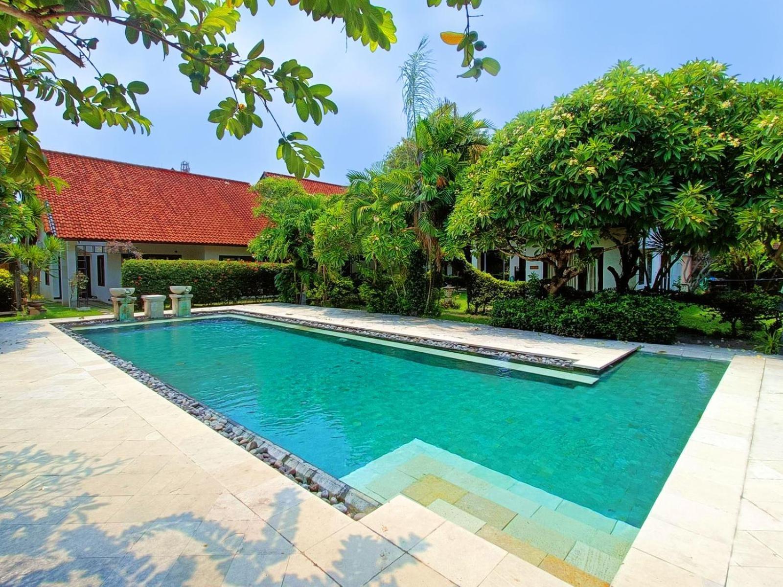 Sayang Taman Villas Ferienpark 3*