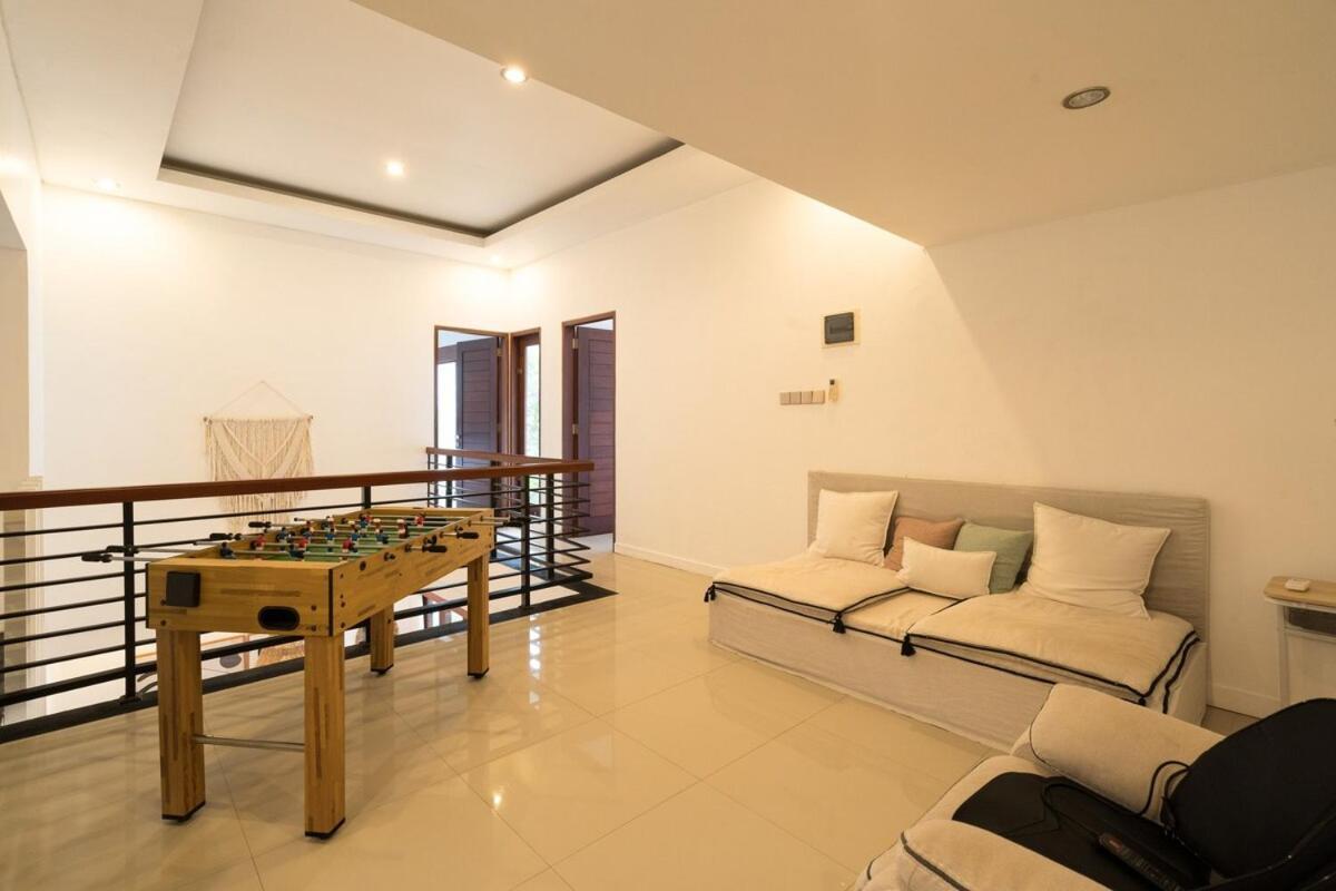 Beautiful Side Large Garden Parking * Sanur (Bali)