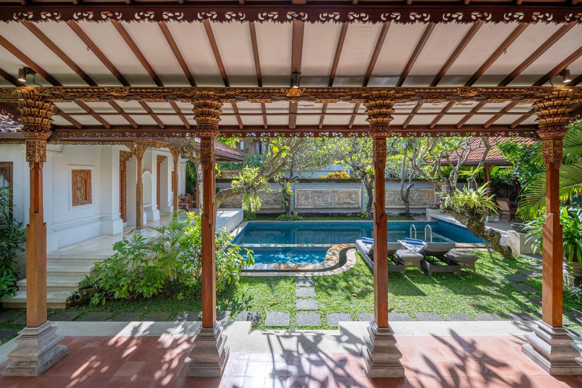 Puri Kedaton Batujimbar Villa Sanur (Bali)