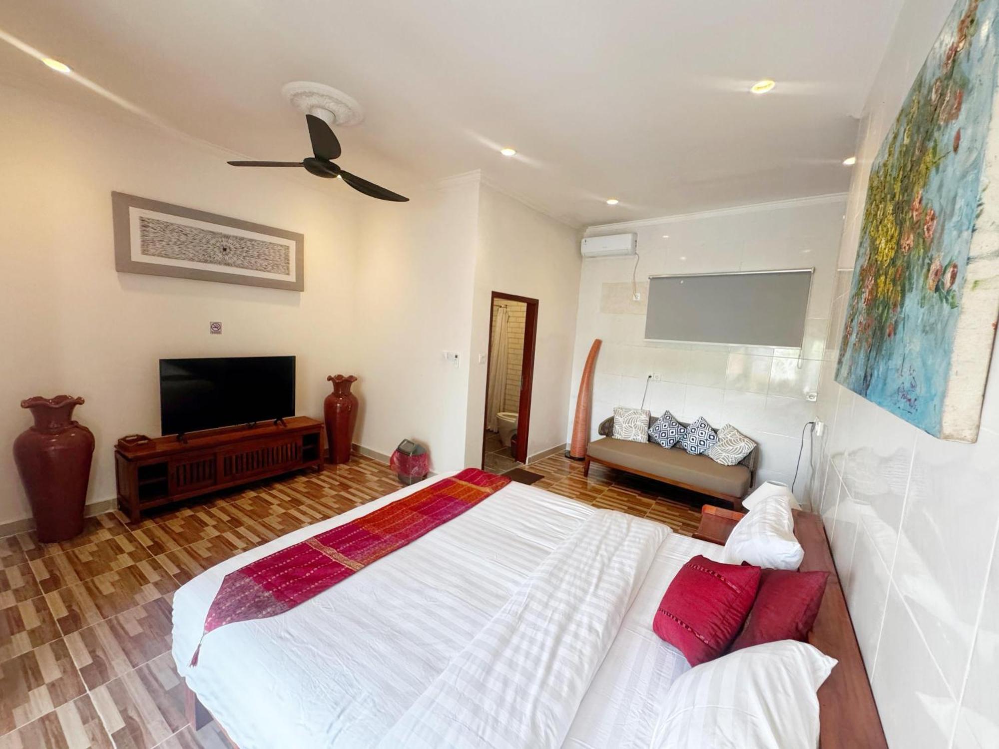 Brady's Close To Sanur (Bali)