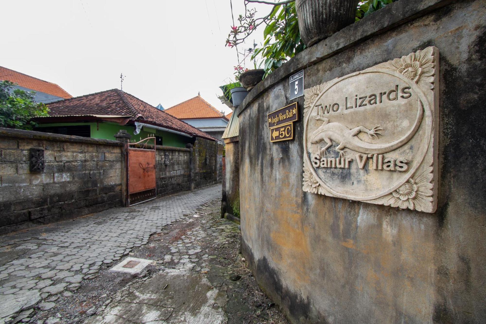 Two Lizards Sanur