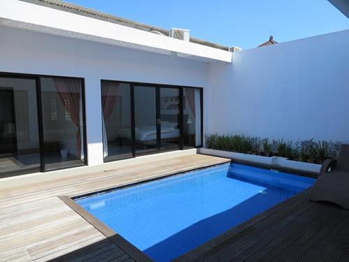 Villa White *