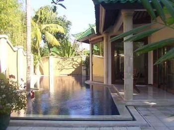 Bali Jade Villa *