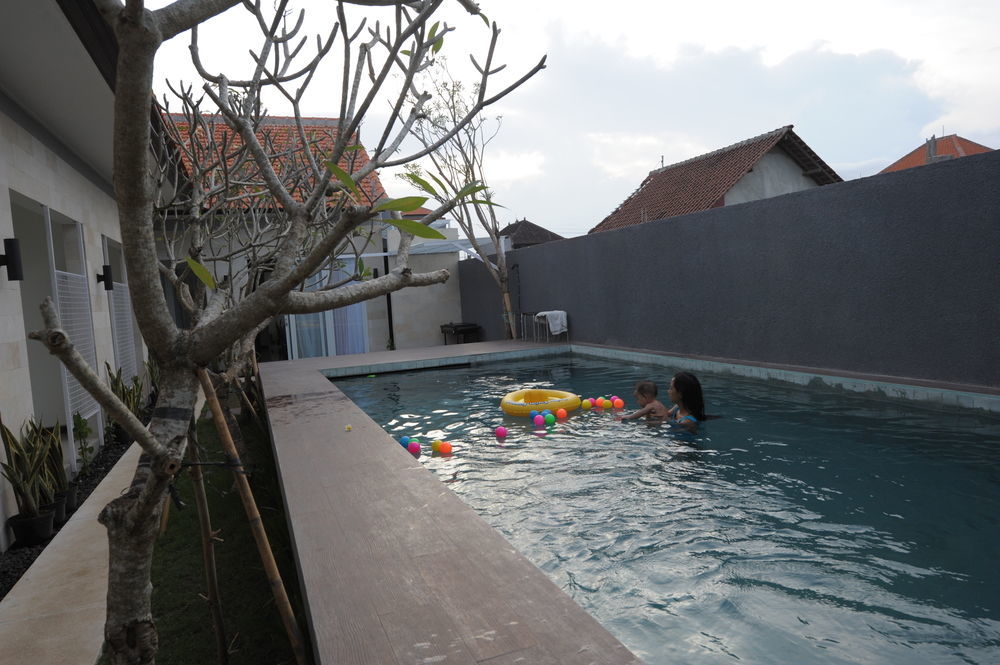 Guest house Dean's Place Bali 3*