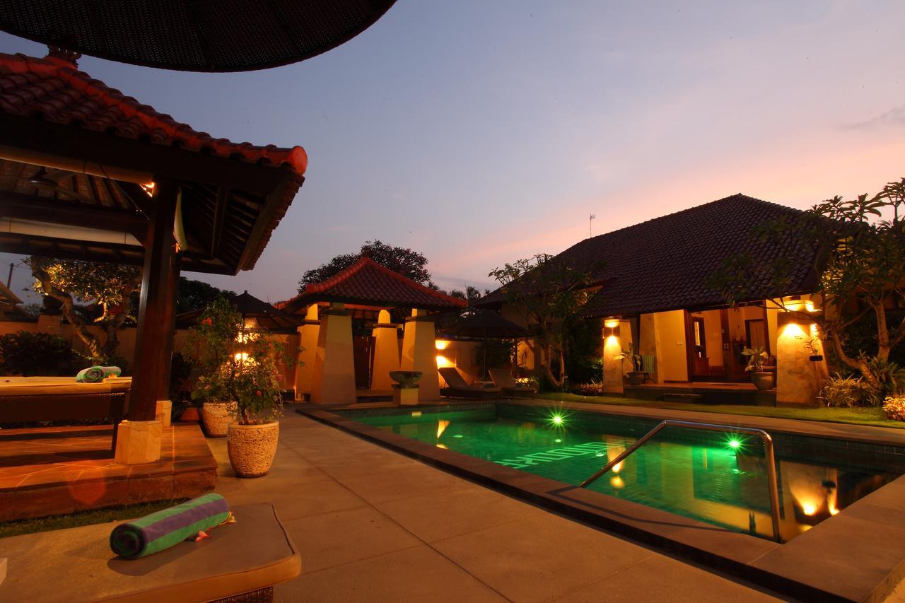 Ayu Sanur (Bali)