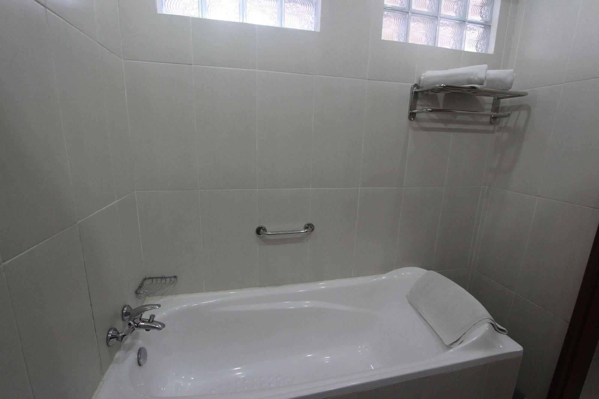 Hotel Ramayana 2*