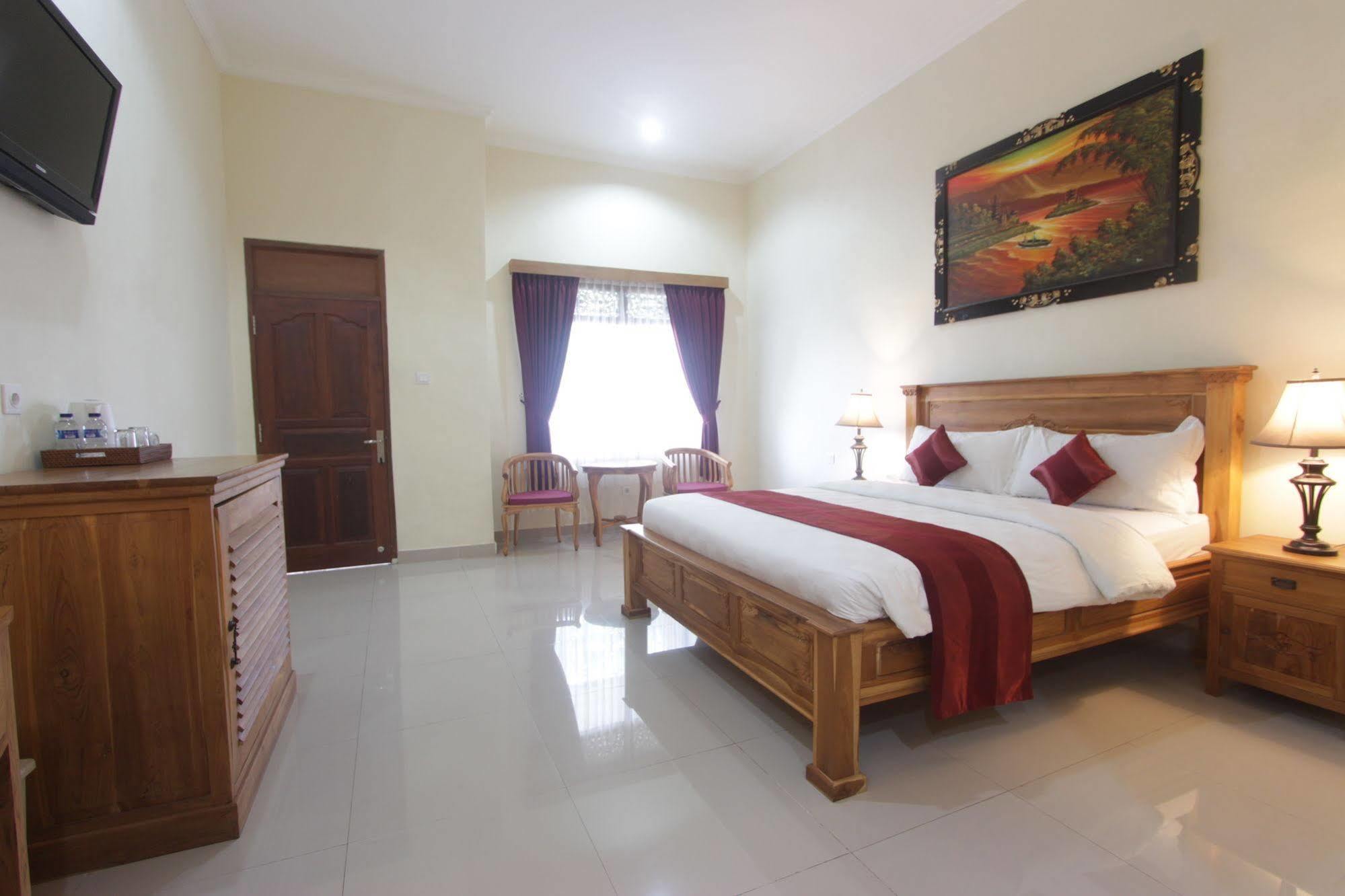 Ramayana Hotel 2*