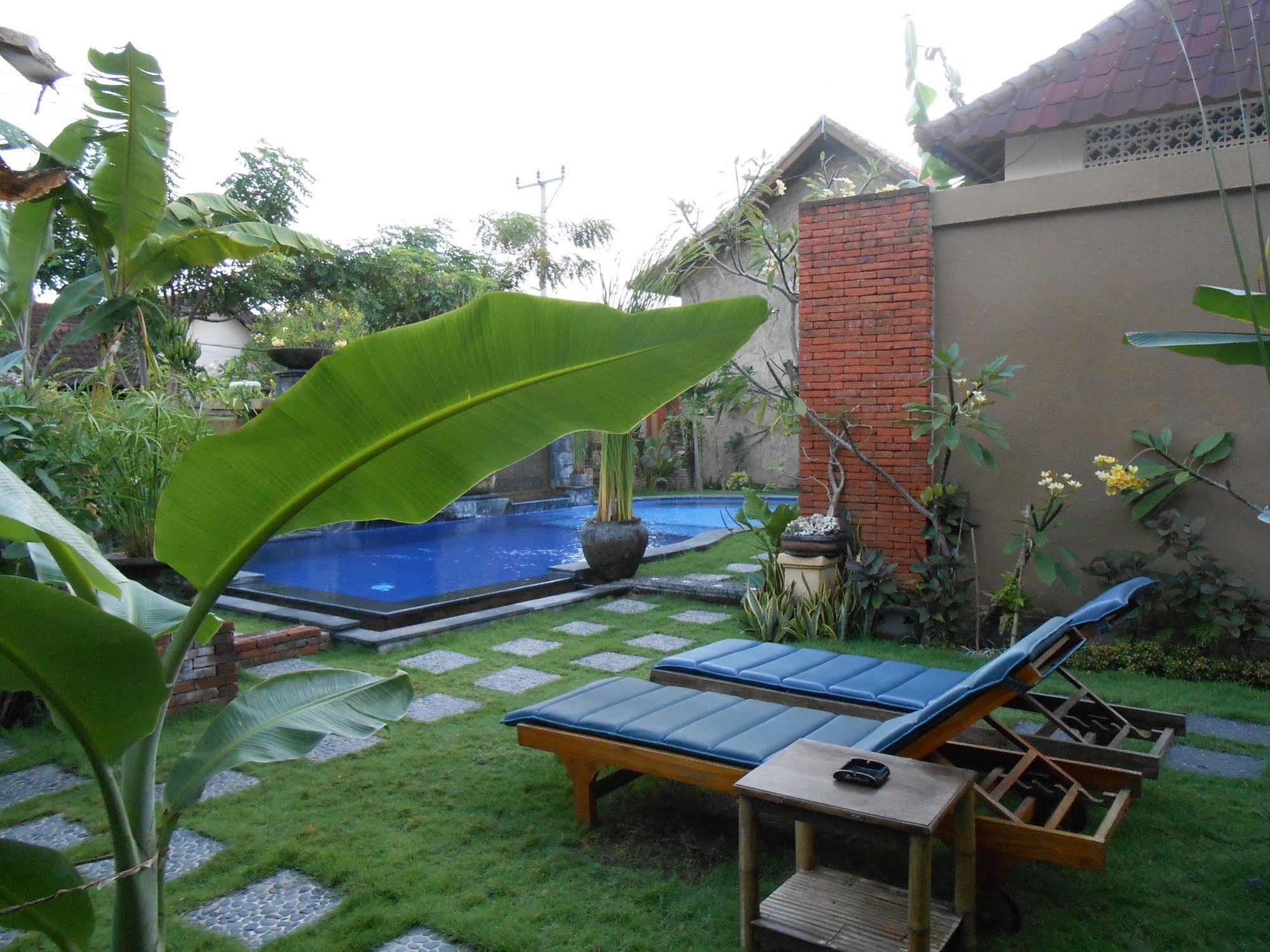 Praschita Bali 2* Sanur (Bali)