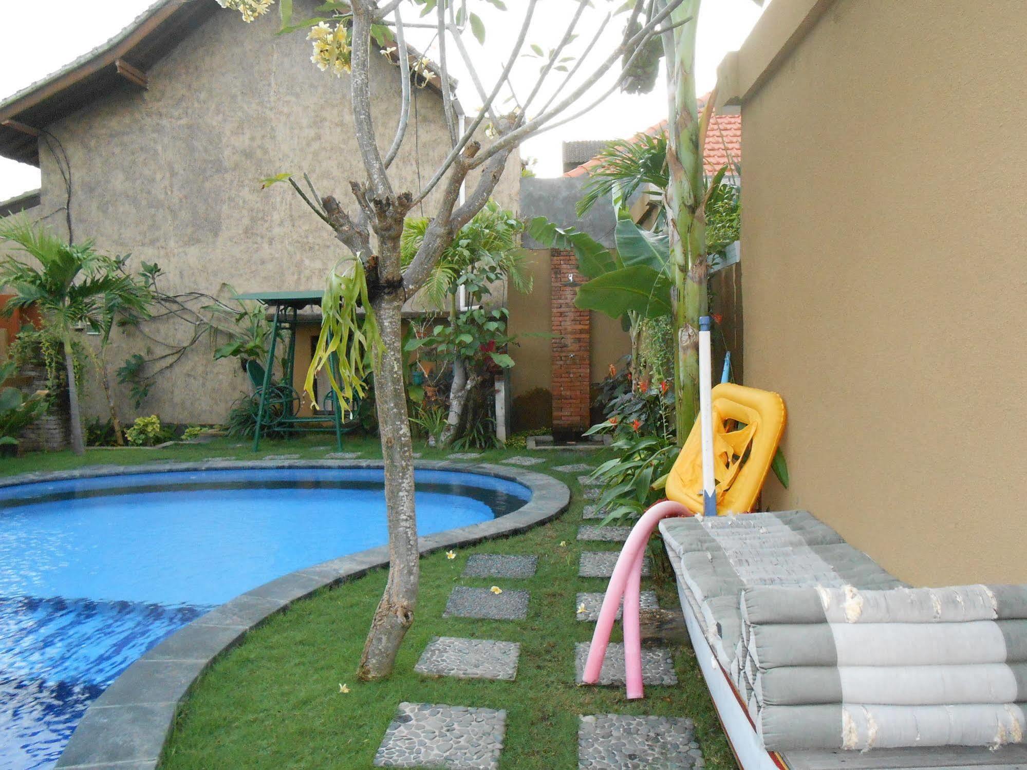 Praschita Bali 2*