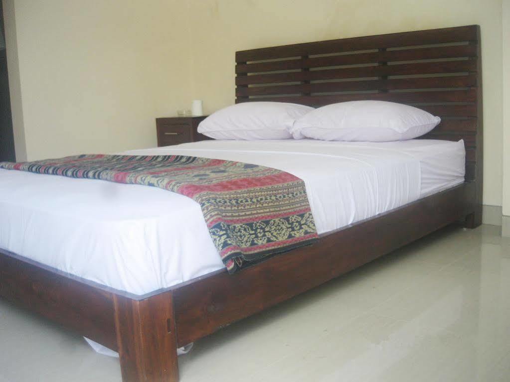 Ayu Hotel 2*