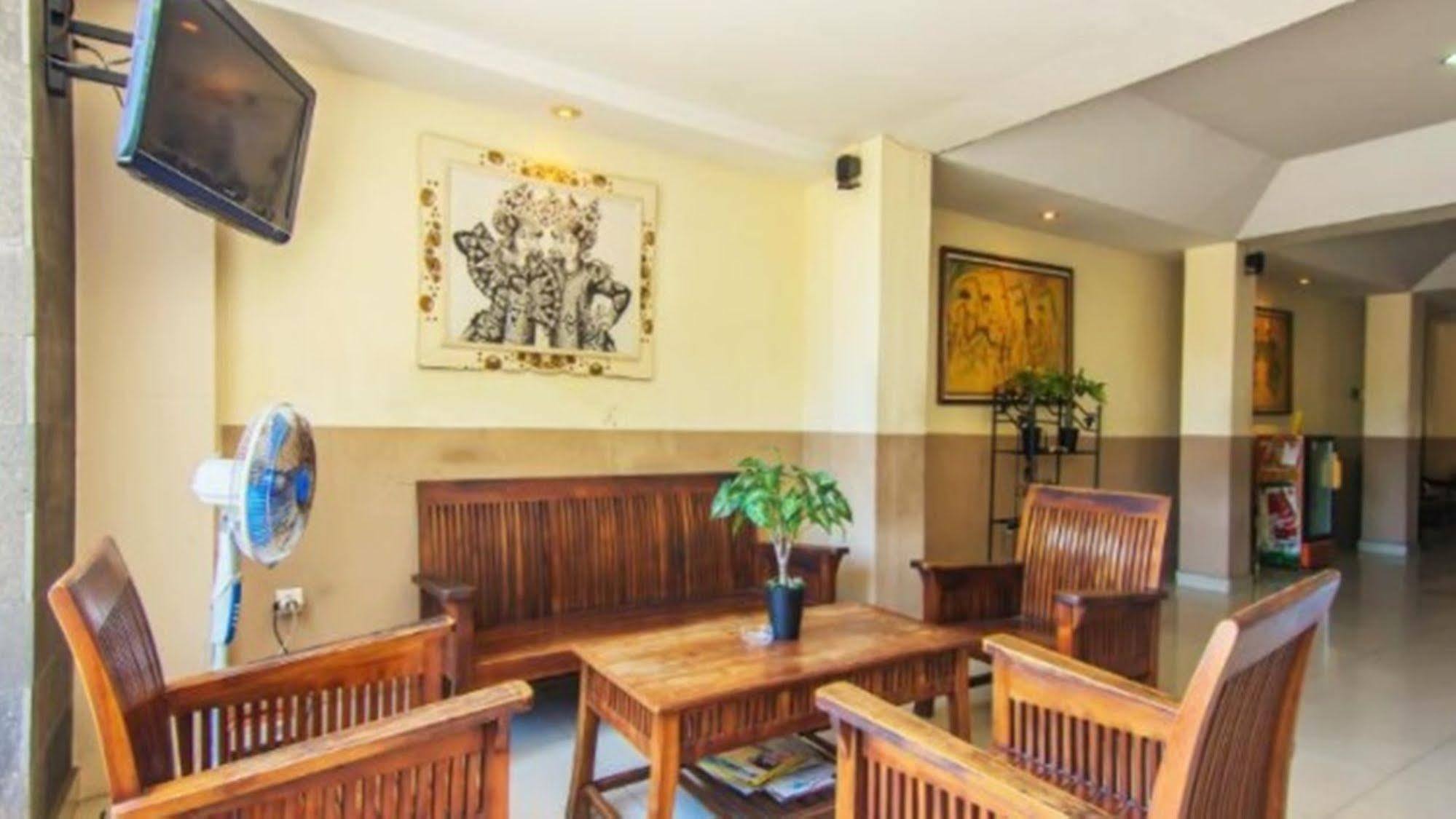 Ayu Hotel