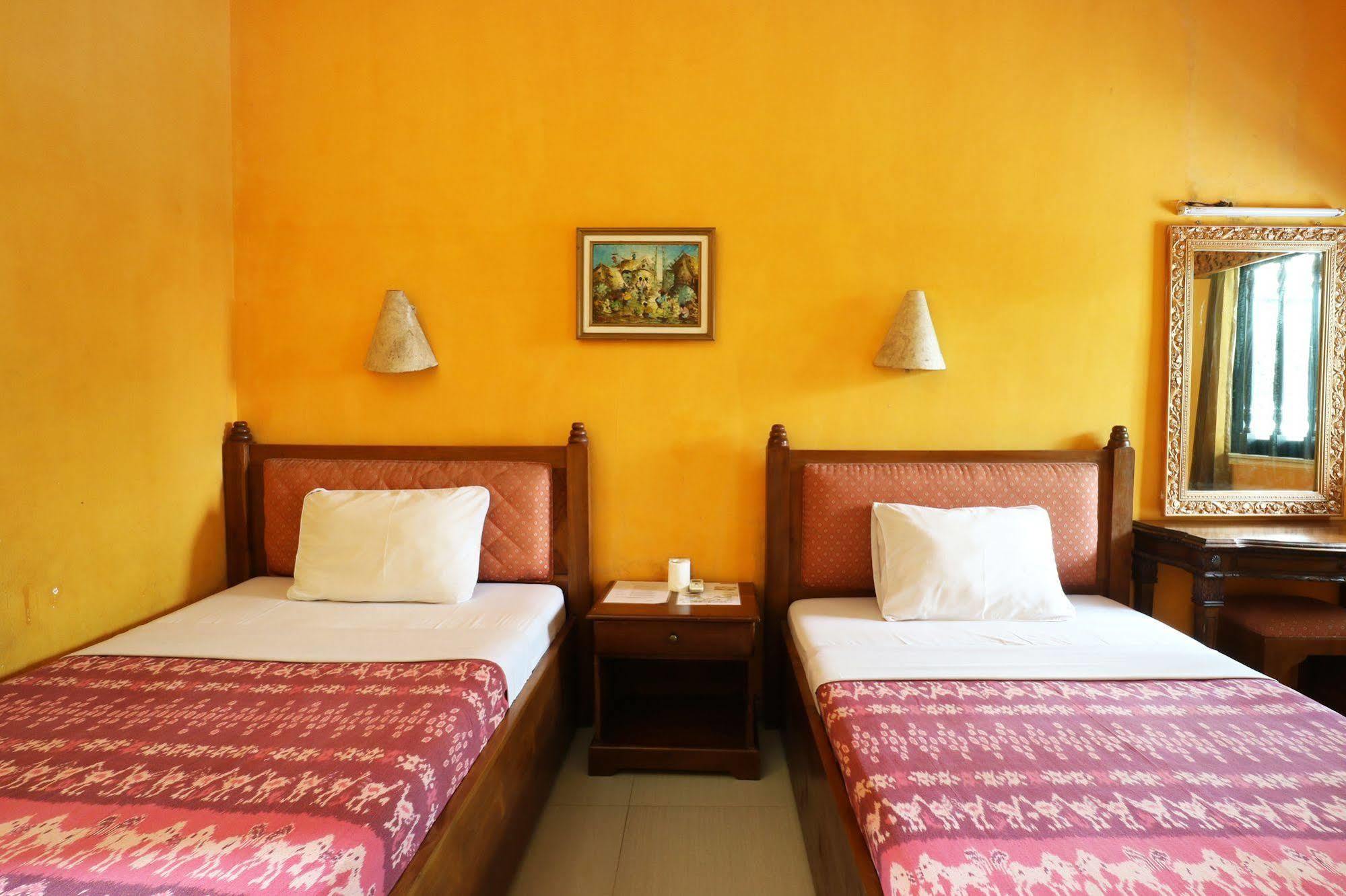 Ayu Sanur (Bali)